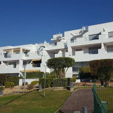 Apart.con Piscina Vistasol Апартаменти