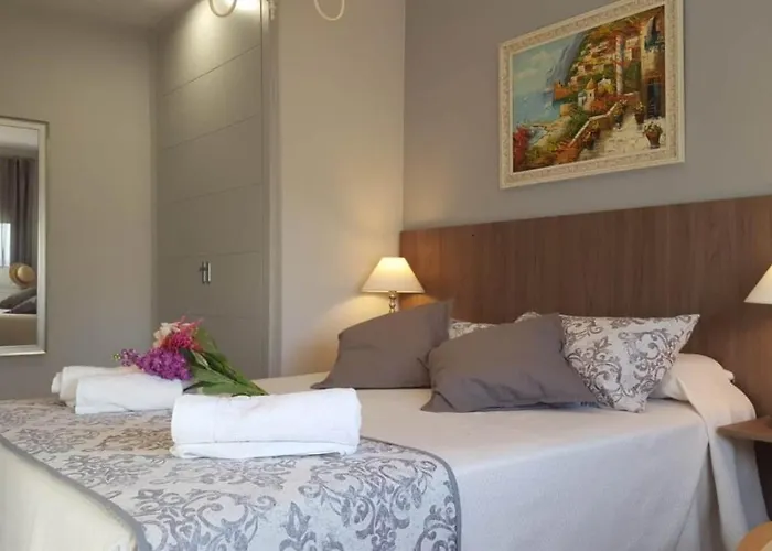 Апартаменти Apart.con Piscina Vistasol *